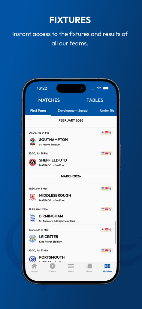 QPR FCアプリの試合日程セクションに、トップチームの今後の試合リストが表示されたスマートフォンの画面