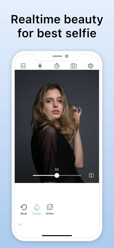 SkyCamera: Use Various Filters - Écran de smartphone affichant l'application SkyCamera avec lissage de peau et fonctions beauté en temps réel pour un selfie.