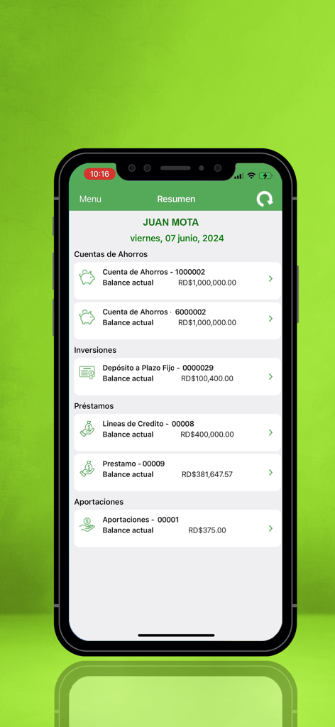 Pantalla de resumen de la app móvil COOPSANO Personal mostrando cuentas de ahorro del usuario, inversiones y saldos de préstamos.
