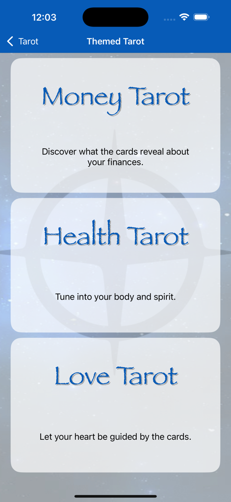 돈, 건강, 사랑에 대한 테마 타로 읽기 범주를 표시하는 앱 화면