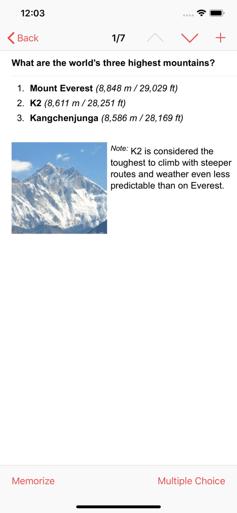 Flashcard Hero - Die Flashcard Hero App zeigt eine Lernkarte mit einer Liste der höchsten Berge und einem Bild eines Berggipfels