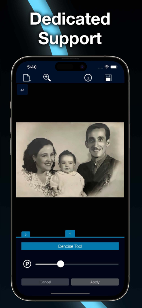 Damaged Photo Restore Suite - iPhone-Oberfläche der Damaged Photo Restore Suite, die das Rauschunterdrückungs-Werkzeug auf einem Vintage-Familienfoto verwendet