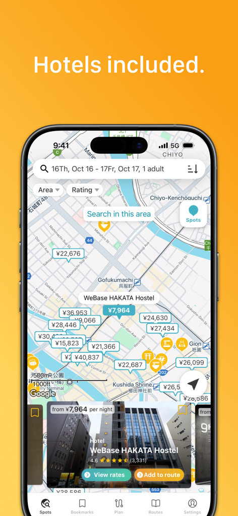 Plaru Japan – Travel with AI - Plaruアプリのインターフェース。日本の地図上にホテルの場所、価格タグ、注目のホステルカードが表示されています。