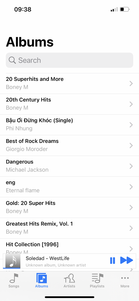FLAC Player+ - FLAC Player plus album library view showing music albums list