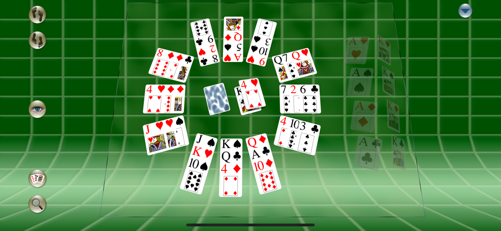Solitaire Forever - A 3D solitaire card game variation featuring a circular layout on a green grid background