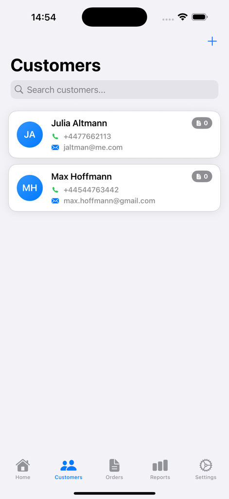 Customer list screen showing client names and contact information in the Tailors Assistant app