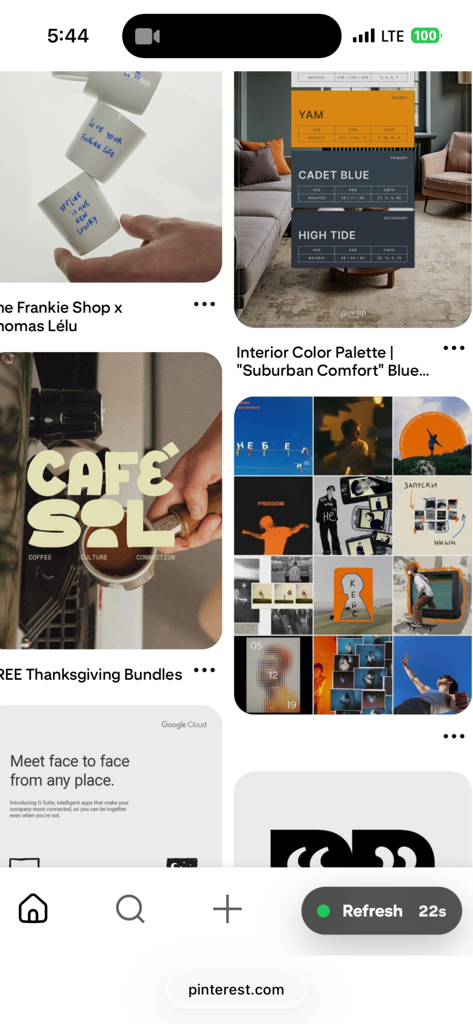 Refresh | Web - Refresh Web Safari extension interface with a 22 second countdown on iPhone