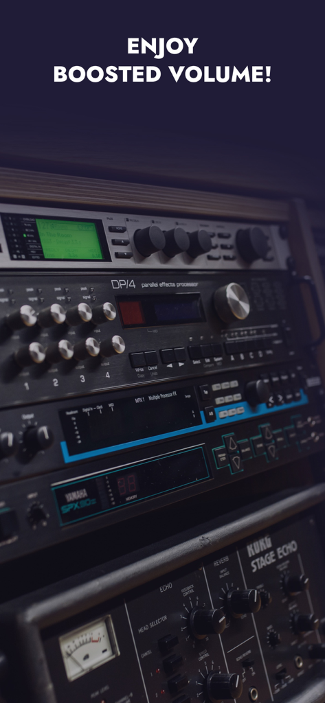 Pila de equipo de audio profesional con el texto Disfruta de Volumen Mejorado