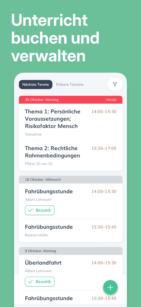 Mobile App-Oberfläche, die einen Zeitplan für Fahrstunden und Theorie-Themen mit Daten und Zahlungsstatus zeigt.