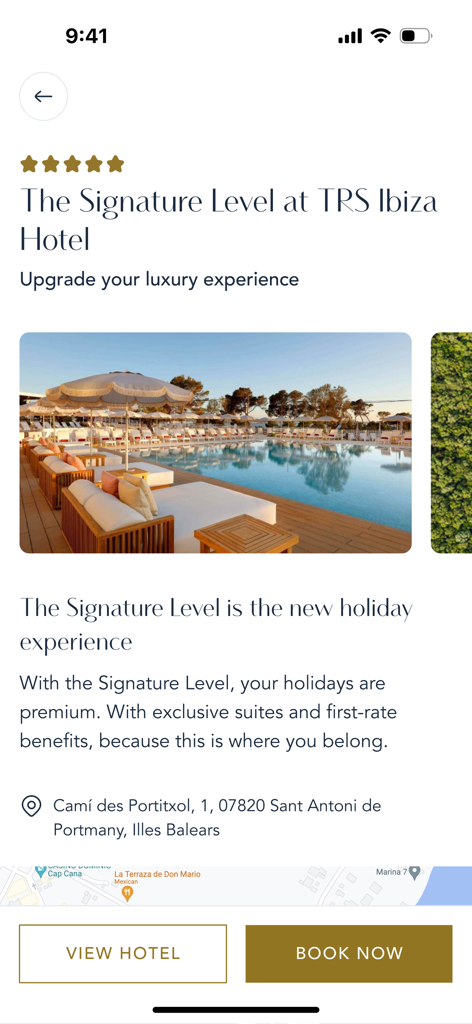 Palladium Hotel Group - Écran de réservation pour la suite Signature Level à l'hôtel TRS Ibiza, comprenant un espace piscine luxueux et un classement cinq étoiles.