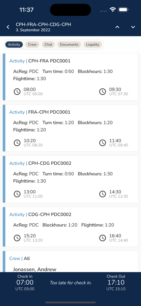 Vista detallada del calendario de tripulación de vuelo en la aplicación PDC CrewConnex que muestra segmentos de vuelo y horarios de guardia