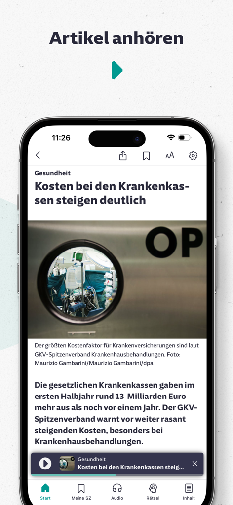 SZ Nachrichten - Interfaz de la aplicación SZ Nachrichten en iPhone mostrando la función de lectura en voz alta para un artículo de noticias sobre los costos del seguro de salud.
