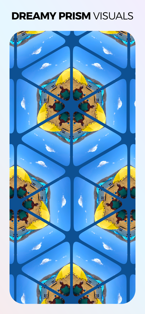 Kaleidoscope of Emotions - Una scena di spiaggia con ombrelloni gialli e cielo blu trasformata in un motivo prismatico simmetrico