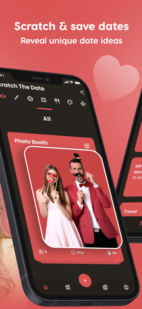 Scratch The Date - フォトブースデートのアイデアカードが表示されたScratch The Dateアプリのインターフェースを示すスマートフォン。
