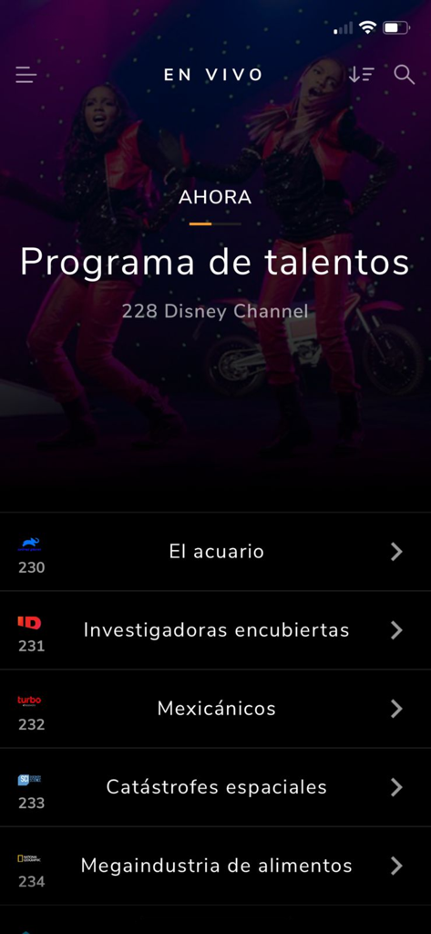 WAVE - L'interface de l'application WAVE affichant un programme TV en direct avec des programmes de Disney Channel et National Geographic en espagnol