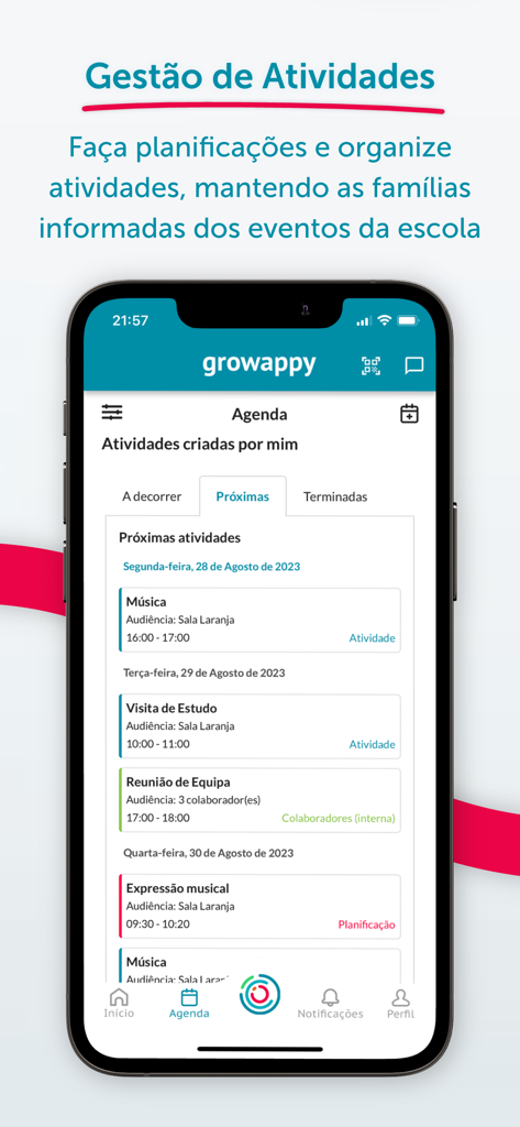 Growappy - Interfaz de la aplicación móvil Growappy que muestra un calendario estructurado de actividades escolares y pantalla de gestión de agenda