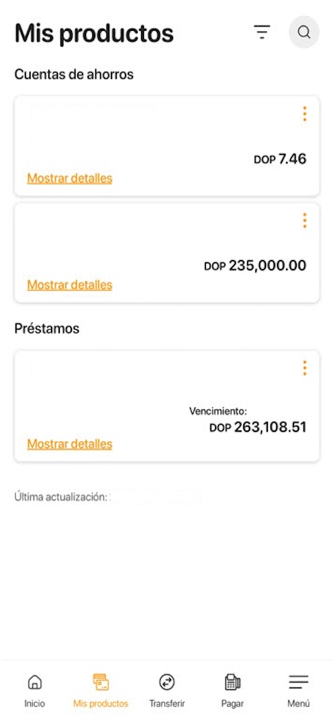 Motor Crédito mobile app screen showing savings accounts and loans summary in Dominican Pesos