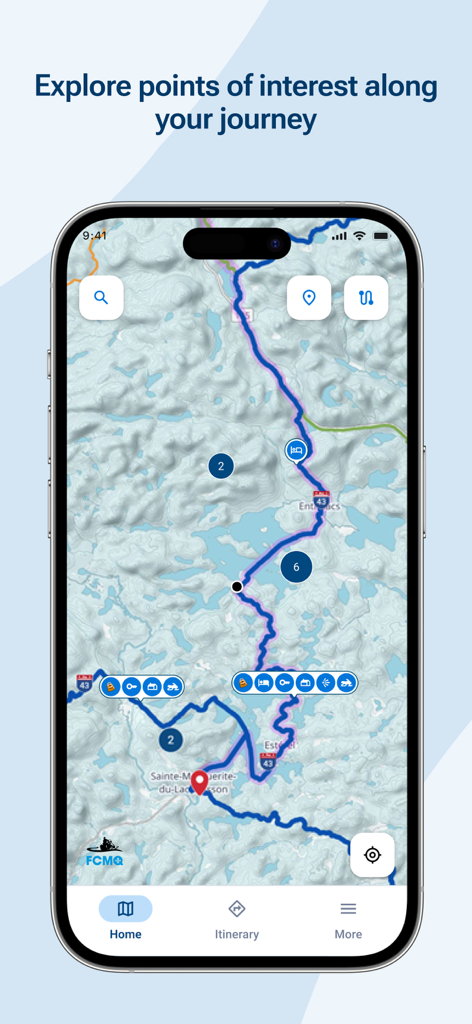Interface of the iMotoneige app showing snowmobile trails and points of interest on a map