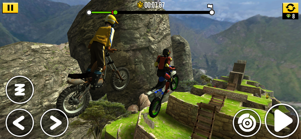 Trial Xtreme Legends - Dos jugadores compitiendo con motos de cross en un pintoresco sendero de montaña con ruinas