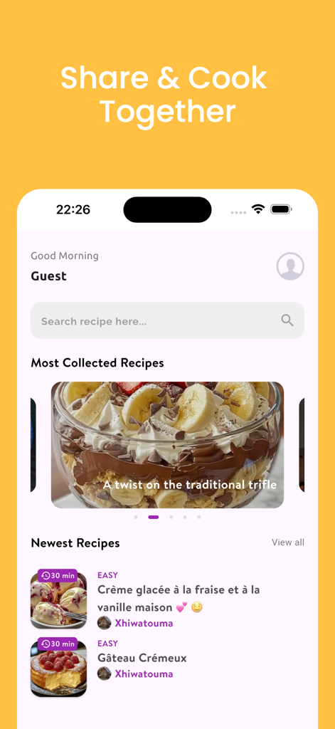 La pantalla de inicio de la aplicación Yummy Delicious Recipes, mostrando un feed comunitario de recetas rápidas populares y nuevas.