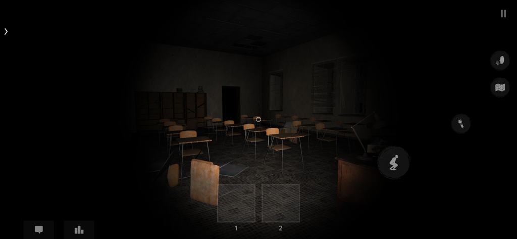 A dark and creepy abandoned high school classroom in the ghost multiplayer horror game