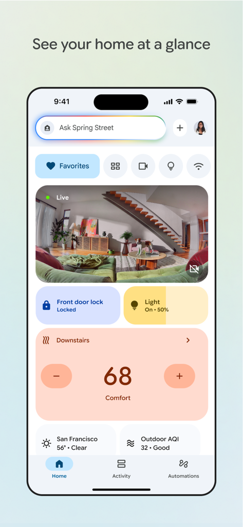 Google Homeアプリのダッシュボード画面。ライブカメラ映像とホームコントロールが表示されている。