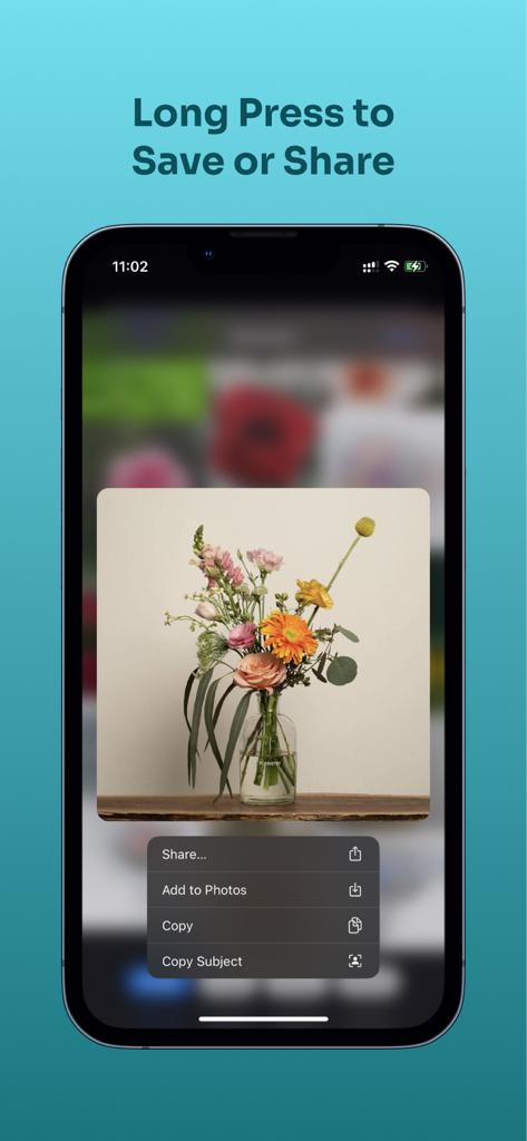 Extractor for Safari - Interfaz de iPhone que muestra un menú de pulsación larga con opciones para compartir o guardar una imagen floral extraída de Safari.