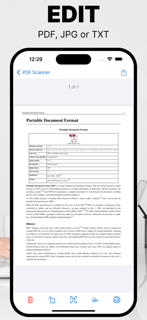 Scan Documents, Photos, Papers - スキャンされたドキュメントと署名および印刷ツールを備えたPDFスキャナーアプリの編集インターフェイスを示すスマートフォンの画面。