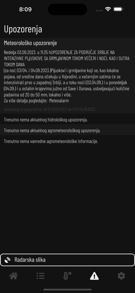 Vreme u Srbiji - Capture d'écran de l'écran d'alertes de l'application Vreme u Srbiji affichant des alertes météorologiques pour la pluie et les orages en serbe