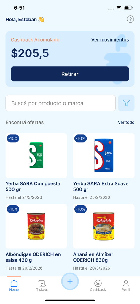 Ahorra Fácil - Interface of Ahorra Facil app showing accumulated cashback balance and a list of supermarket product offers with discounts