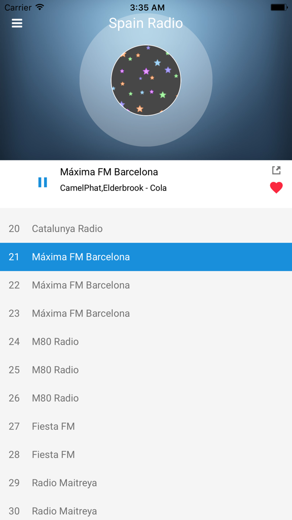 Oberfläche der Spain Radio Station Spanish FM App, die Maxima FM Barcelona abspielt