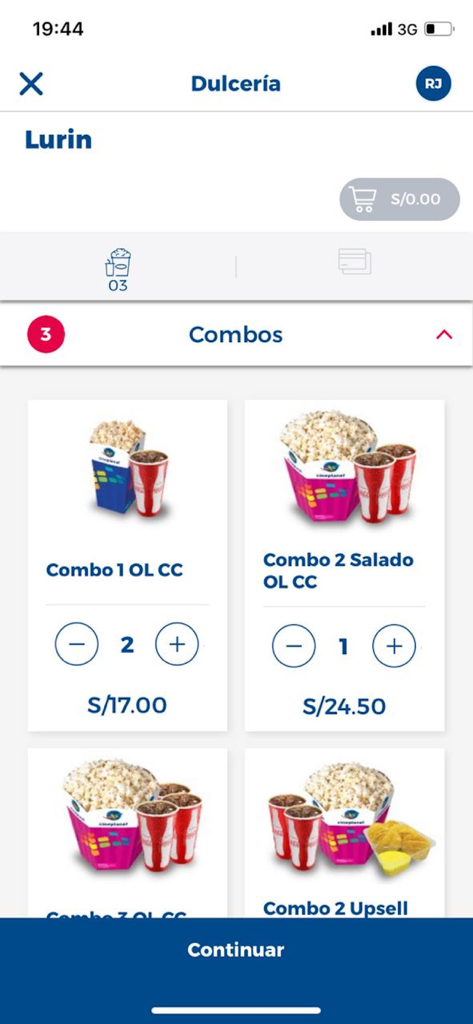 Concession stand screen in Cineplanet Peru app showing popcorn and soda combo options with prices