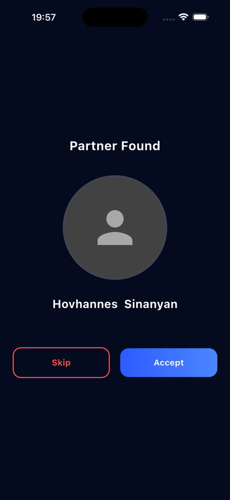 1001SMS —Anonymous Chat, Calls - 1001SMS app interface showing a found partner with skip and accept options