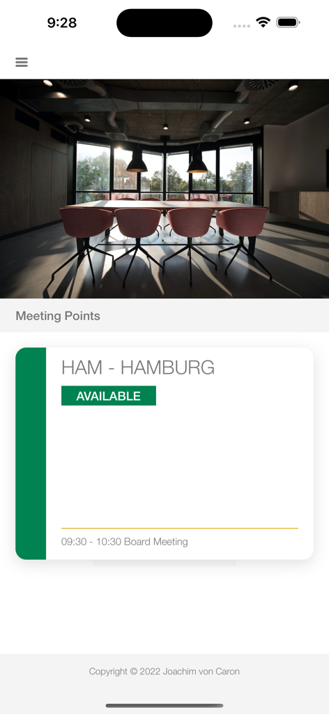 Meeting Point Digital Signage - Digital signage app interface showing an available meeting room named Hamburg with a green status badge.