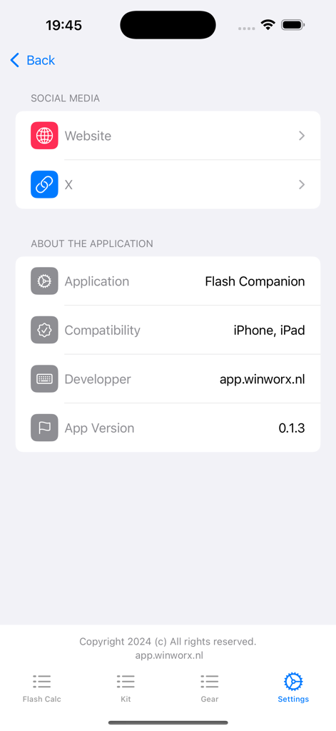 Manual Flash Calculator - Settings and information screen for the Manual Flash Calculator app