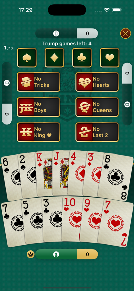 Interfaz de juego móvil para King Online que muestra diferentes modos de juego de triunfo y negativos con una mano de cartas.