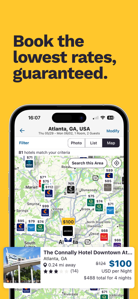 다양한 호텔 위치와 낮은 객실 요금이 표시된 애틀랜타 지도를 보여주는 초이스 호텔 앱 인터페이스.
