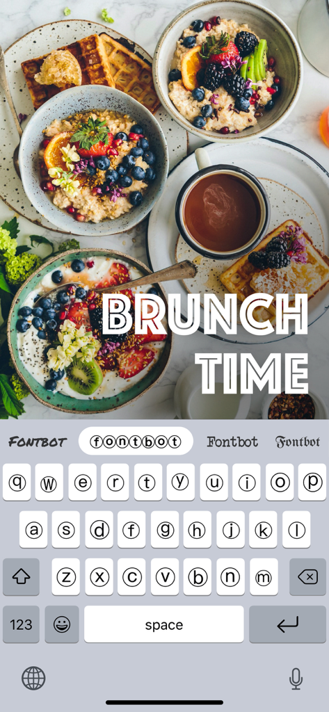 Fonts Air - Font keyboard - Interfaccia della tastiera con font personalizzati sovrapposta a una foto stilizzata di un brunch