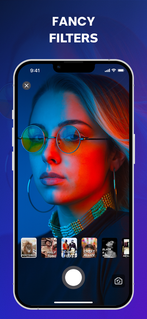 Interfaz de la aplicación Magic FX mostrando filtros artísticos de fotos en un retrato.