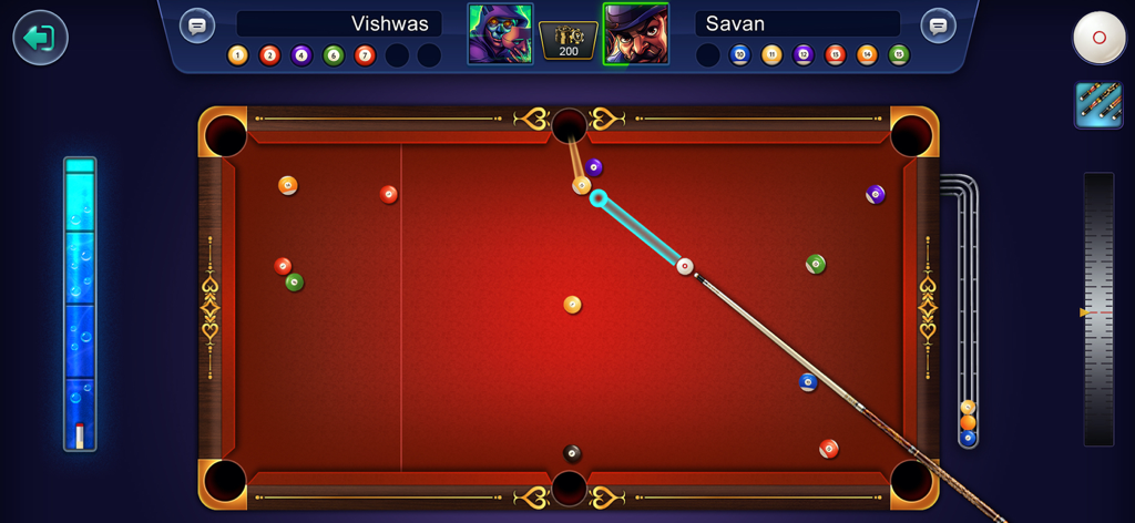 8 Ball Pool Online - Captura de pantalla del juego móvil 8 Ball Pool Online que muestra una partida 1 contra 1 en una mesa de billar roja.