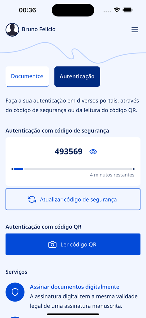 The authentication screen of the gov.pt app showing a security code and a QR code scanner option