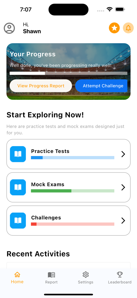 EduHub studySmart - La dashboard dell'app mobile EduHub studySmart che mostra le sezioni sui progressi dello studente, i test di pratica e gli esami simulati.