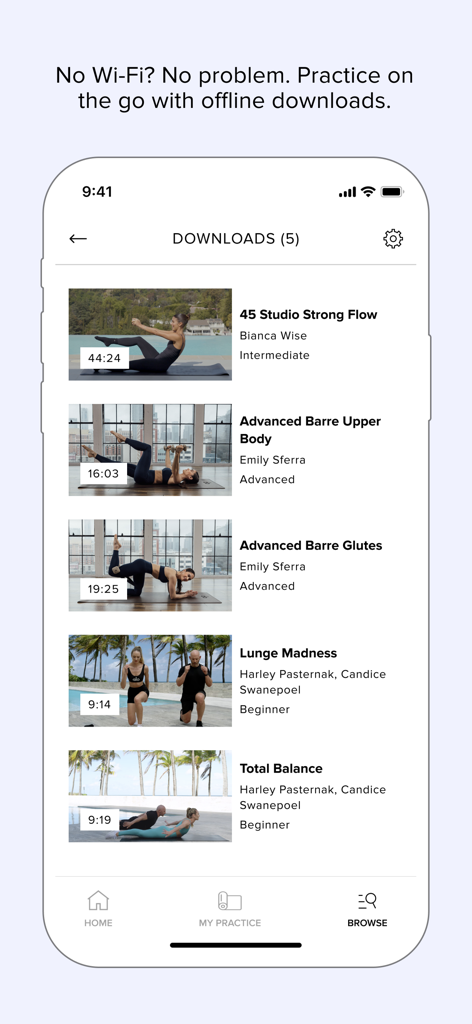 ALO Wellness Club - Pantalla de la aplicación ALO Wellness Club que muestra clases de yoga y barre descargadas para acceso sin conexión.