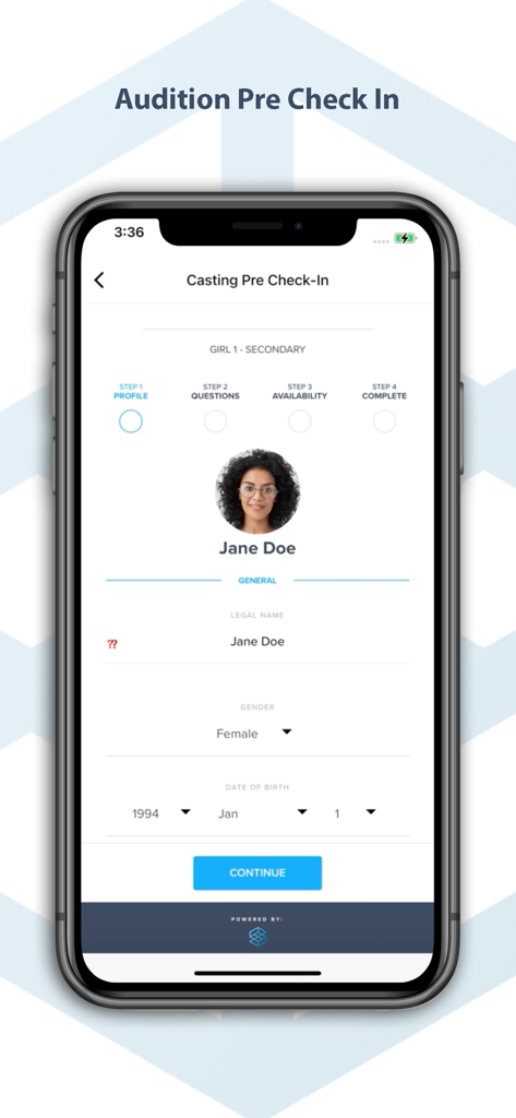 Una pantalla móvil que muestra el proceso de pre-check-in de audición para un perfil de actor en la app You Me and Co.