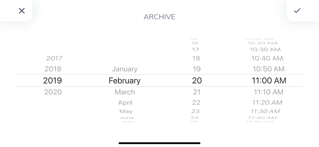 Roundshot Livecam - The archive selection screen in the Roundshot Livecam app featuring a date and time picker to view historical panoramas.