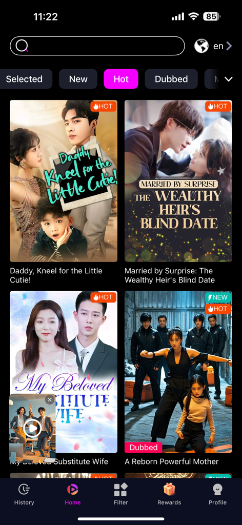 La pantalla de inicio de la aplicación YuzuDrama que muestra una cuadrícula de títulos de series de drama de formato corto de moda