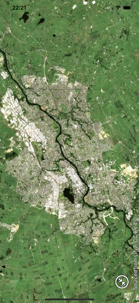 3D Map New Zealand - Imágenes satelitales de alta resolución de una ciudad y un río de Nueva Zelanda mostradas en la aplicación Mapa 3D NZ