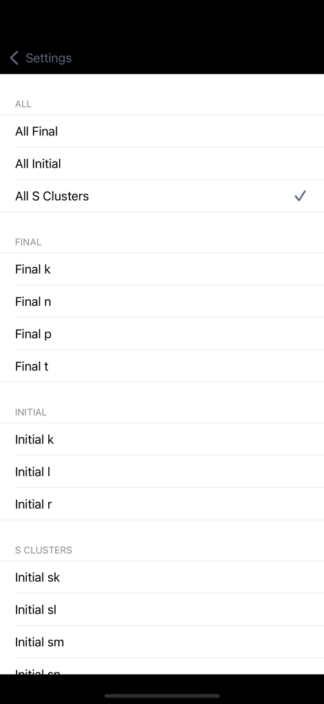 Pantalla de configuración en la aplicación Pares Mínimos que muestra opciones para seleccionar objetivos fonológicos, incluyendo consonantes iniciales y finales.