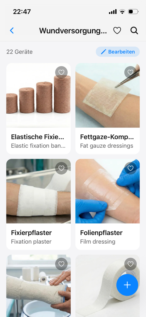 Aplicación PflegeMate que muestra suministros médicos para el cuidado de heridas con terminología e imágenes en alemán e inglés.