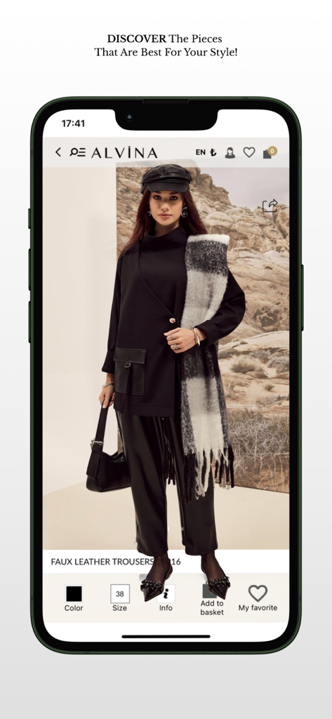 Alvinaモバイルアプリの製品ページ。モデルがフェイクレザーパンツとチェック柄のスカーフを合わせたモデストな黒いアウトフィットを着ています